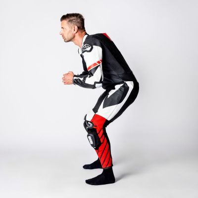 Кожен екип цял iXS Ace 1.0 черен-бял-червен