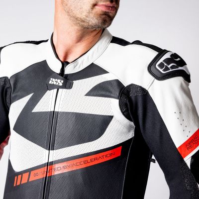 Кожен екип цял iXS Ace 1.0 черен-бял-червен