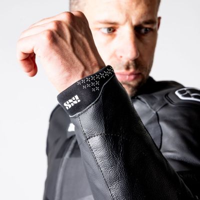 Кожен екип от 2 части iXS Ace 1.0 черен