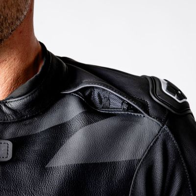 Кожен екип от 2 части iXS Ace 1.0 черен