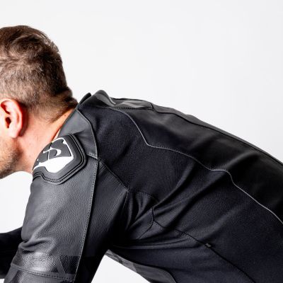 Кожен екип от 2 части iXS Ace 1.0 черен