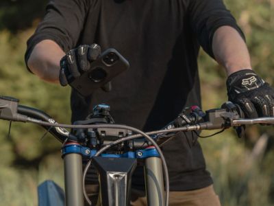 Quad Lock Handlebar Mount