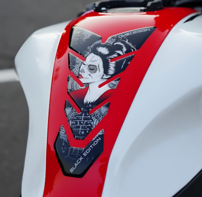 Протектор за резервоар OneDesigin GHEISHA CGBE10P